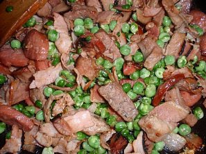 Uzenářská směs s hráškem