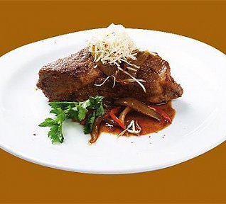 Farmářská vepřová krkovice s šalotkou pečená souse-vide