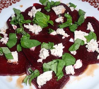 Carpaccio z červené řepy