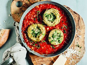 Zapečené artyčoky v rajčatové omáčce