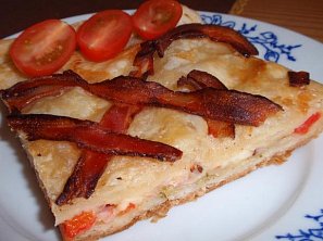 Slaný koláč (nejen) se slaninou