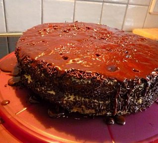 Jak opravit nepovedený dort