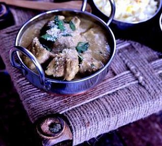 Hovězí maso rendang