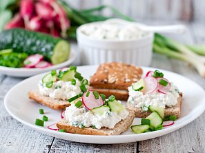 Rychlá ředkvičková pomazánka