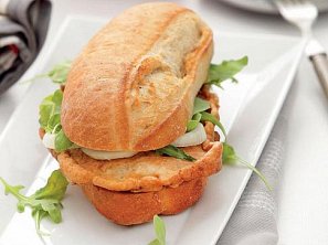 Sendvič s rybou v těstíčku