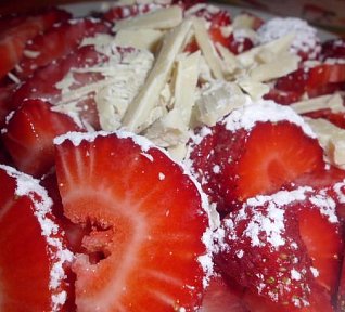 Jahody s bílou čokoládou