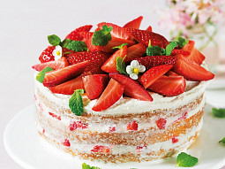 Jahodový dort bez cukru