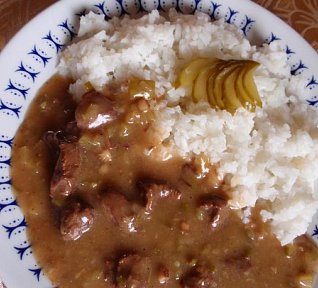 Okurková omáčka z hovězího masa