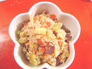 Ovocný rýžový salát