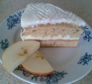 Jablečný dort s vaječným likérem