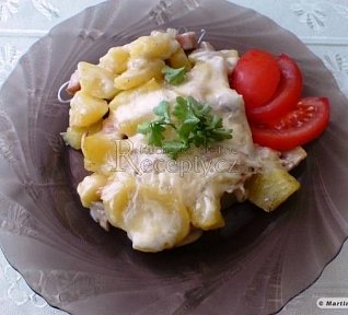 Zapečené brambory se žampiony