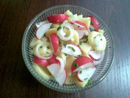 Ředkvičkový salát s bramborem - lehký