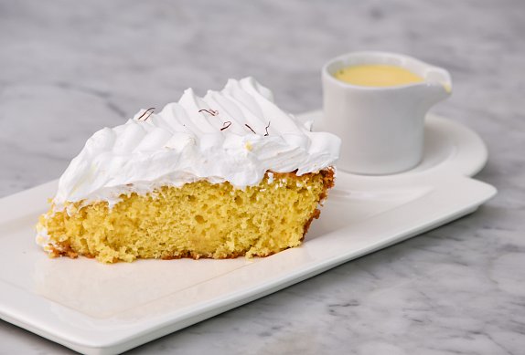 Pastel de tres leches, třímléčný koláč