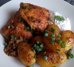 Kuře na bramborách z remosky