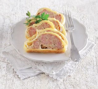 Domácí paštika v těstě Domácí paštika v těstě