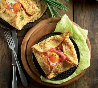 Palačinky se šunkou a vejci