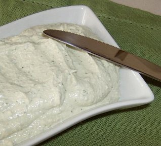 Bazalkové tofu Bazalkové tofu