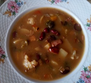 Chalupářská hrstková polévka