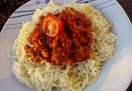 Milánské špagety z mletého masa
