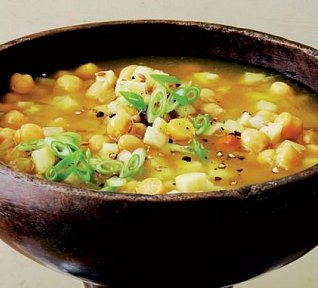 Severoafrická cizrnová polévka