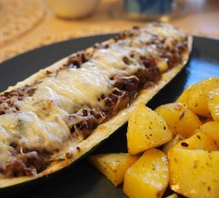 Cuketa plněná mletým masem