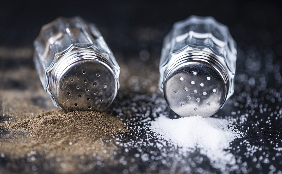 Svěží okurkový salát s acidofilním mlékem