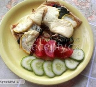 Zeleninovo-masovo-houbový koláč