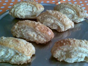 "Gata" - listový závin se žmolenkou