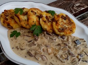 Bramborové placky s houbami
