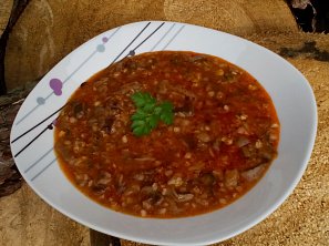 Houbová polévka s pohankou