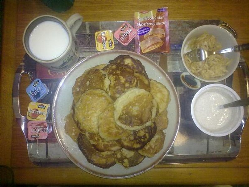 Lívanečky s jablky