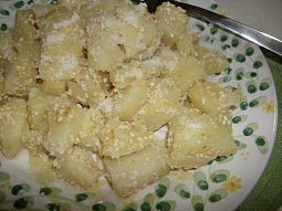 Sezamové brambory s parmezánem