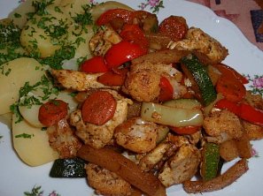 Adžika masovo-zeleninová směs