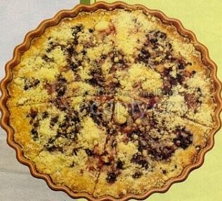 Hrníčkový ovocný koláč