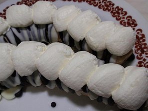 Banány v čokoládě se smetanovým krémem