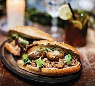 Dalamánek s trhaným krůtím v pivní šťávě