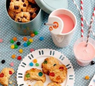 Sušenky s bonbony a čokoládou