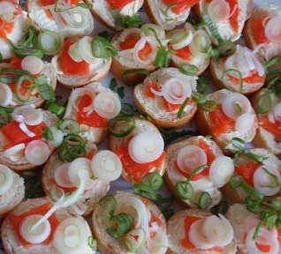 Chlebíčky (jednohubky) treska ala losos