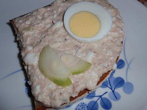 Cottage pomazánka s tuňákem