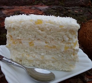 Krémový kokosový řez s ananasem