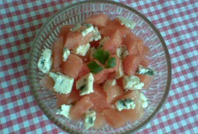 Melounový salát s nivou