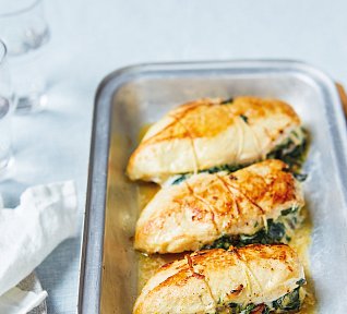 Kuřecí prsa plněná smetanovým špenátem