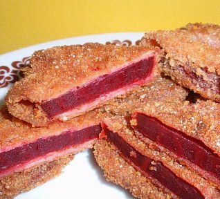 Červená řepa v trojobalu smažená