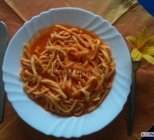 Nudle s rajčaty - staročeské krajové jídlo