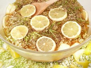 Míchaná bezinková limonáda Míchaná bezinková limonáda