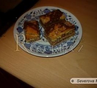 Tetiny ořechové řezy