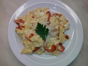 Vejce s nakládanou kapií