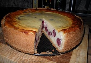 Tvarohovo-třešňový dort (käsekuchen)
