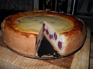 Tvarohovo-třešňový dort (käsekuchen)