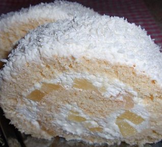 Ananasovo-kokosová roláda "Piña Colada" Ananasovo-kokosová roláda "Piña Colada"